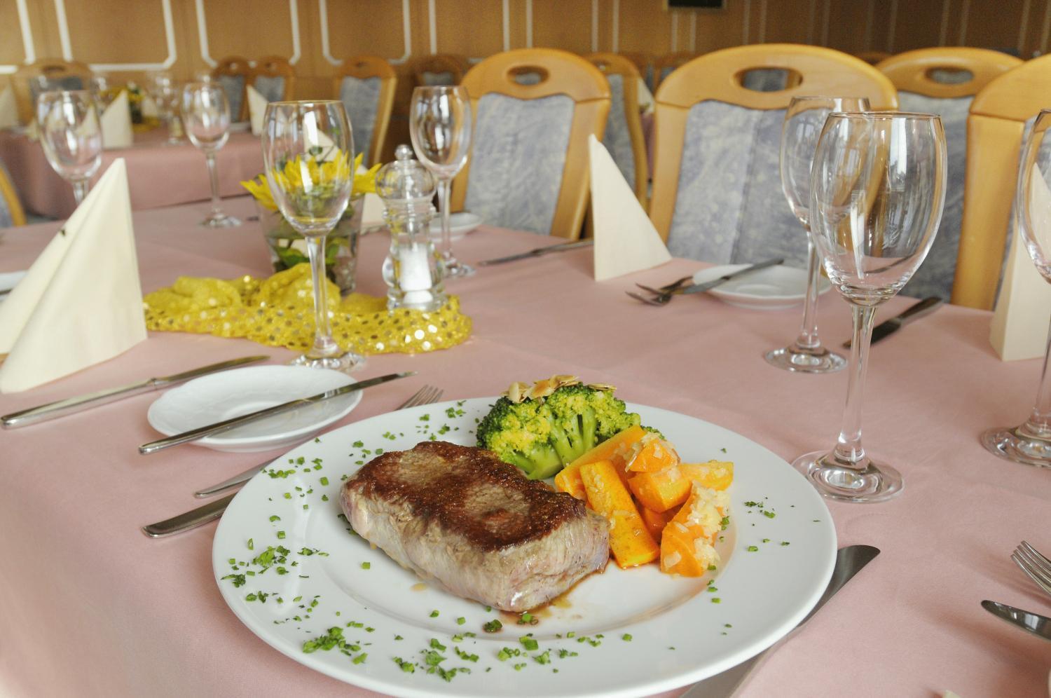 Hotel Landgasthof Kranz Huefingen Ngoại thất bức ảnh