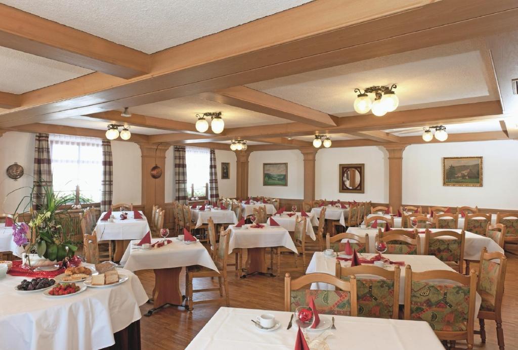 Hotel Landgasthof Kranz Huefingen Ngoại thất bức ảnh